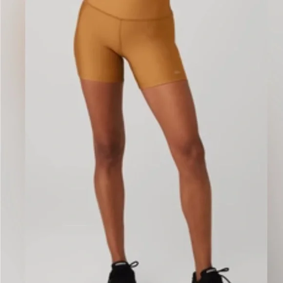 ALO Yoga Women's Brown Bike Shorts - Picture 2 of 6